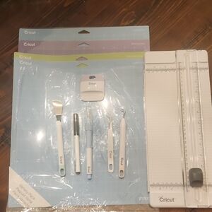 Cricut Crafting Tool Set with Blue and White Accessories
